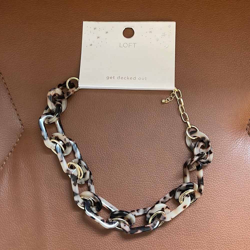 LOFT necklace